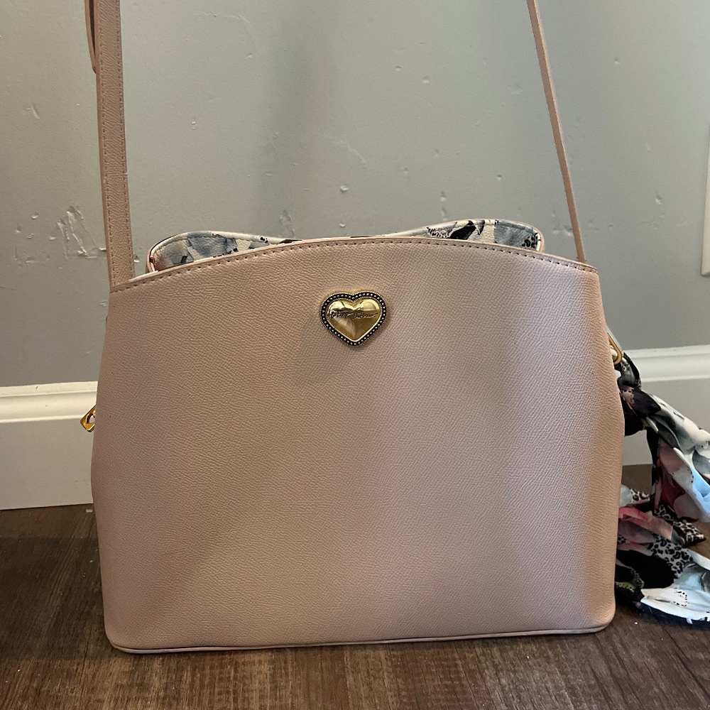 betsey johnson | crossbody